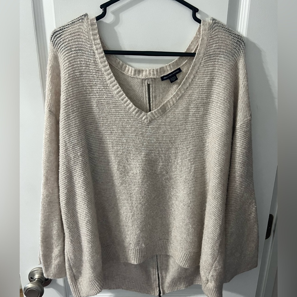 American Eagle Woman’s Sweater